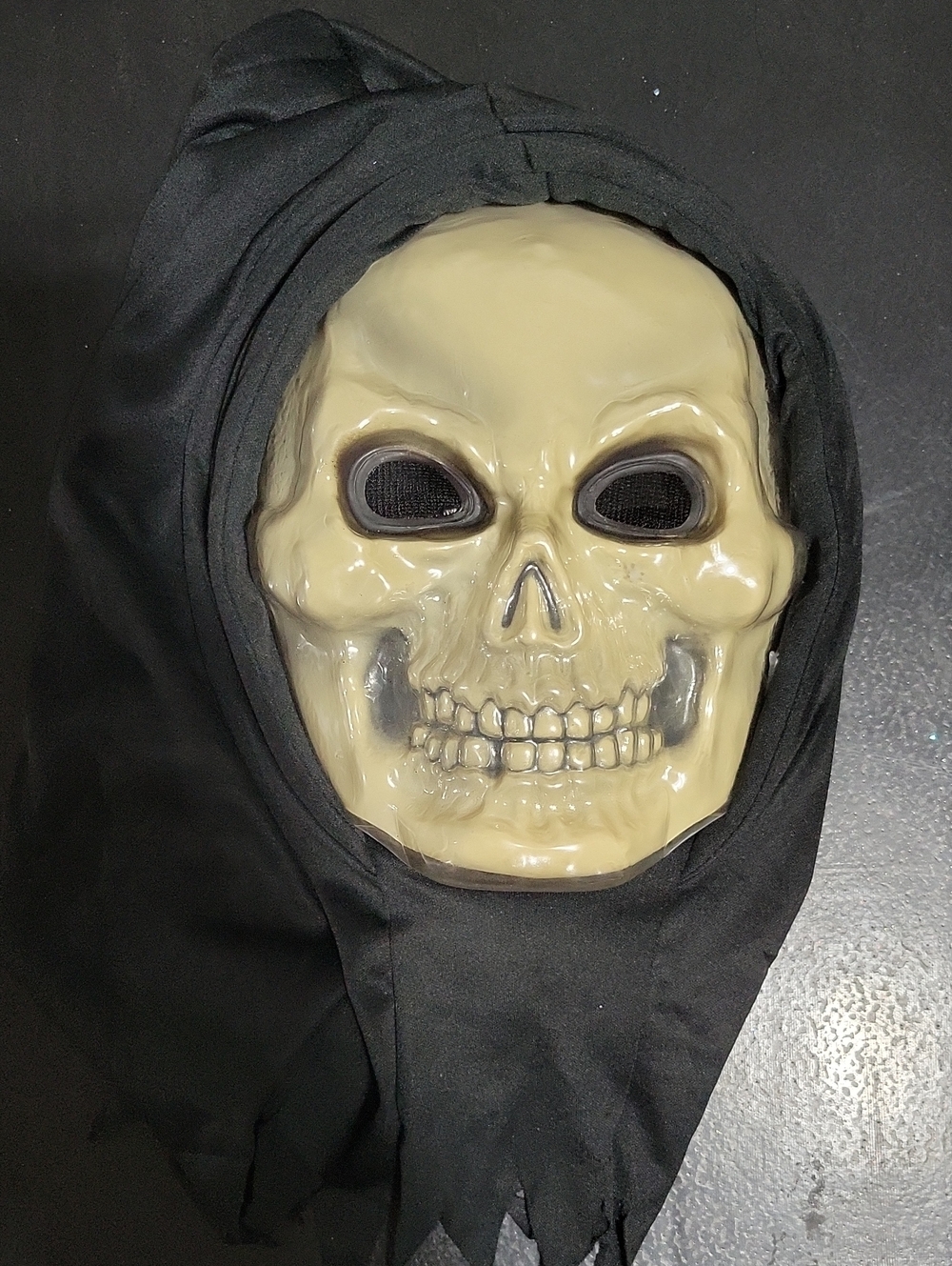 Kids Skull Mask Costume with Black Hood - Cream Skull